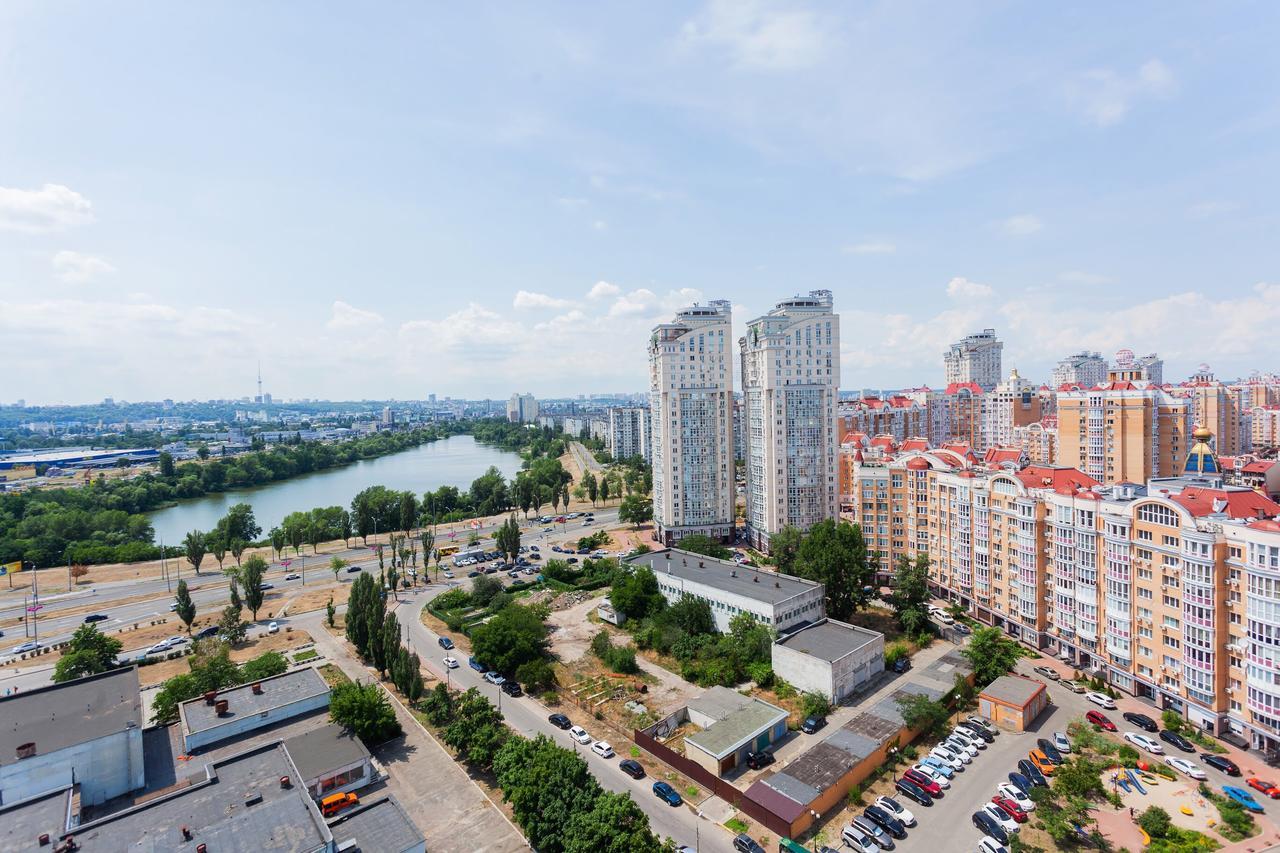 Stylish Views Apartments In The Parasol. Parus .Obolonskaya Embankment เคียฟ ภายนอก รูปภาพ